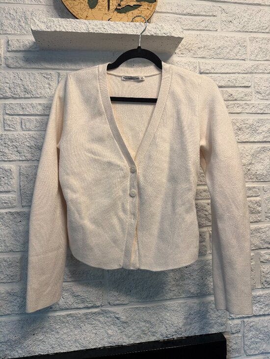 Abercrombie & Fitch Sweaters - Abercrombie Cardigan
